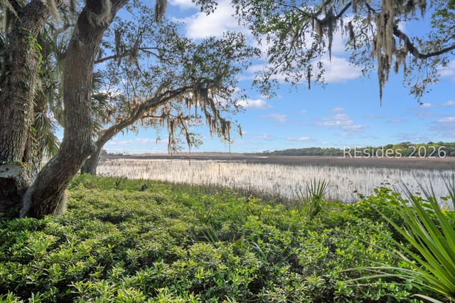 25 Seagrass Landing Ct, Hilton Head Island, SC 29926