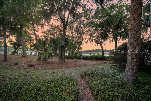 25 Seagrass Landing Ct, Hilton Head Island, SC 29926