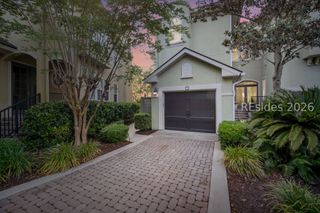 25 Seagrass Landing Ct, Hilton Head Island, SC 29926