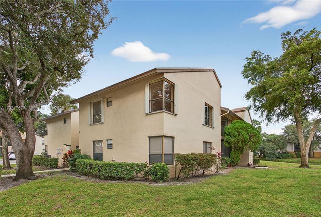 3697 Cocoplum Cir 3537, Coconut Creek, FL 33063