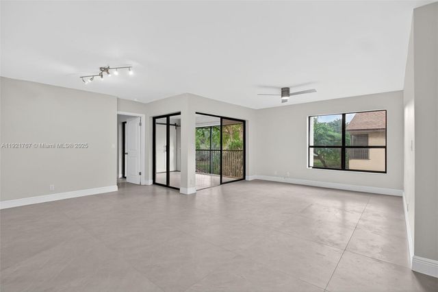 3697 Cocoplum Cir 3537, Coconut Creek, FL 33063