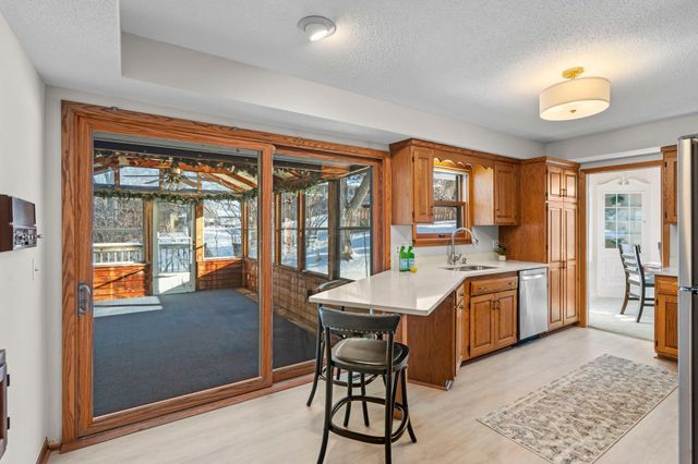 6125 Birchcrest Drive, Edina, MN 55436
