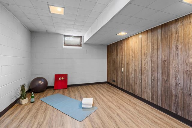 6125 Birchcrest Drive, Edina, MN 55436