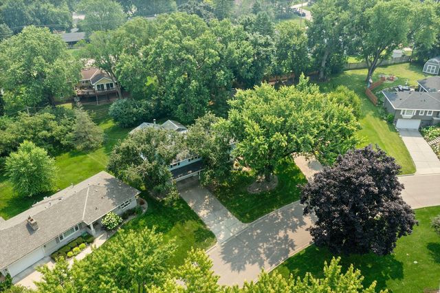 6125 Birchcrest Drive, Edina, MN 55436