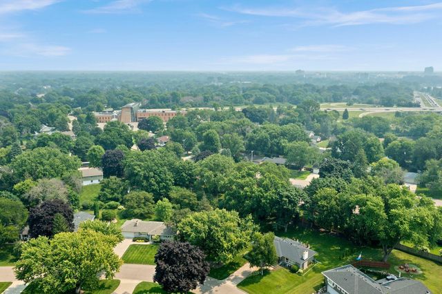 6125 Birchcrest Drive, Edina, MN 55436