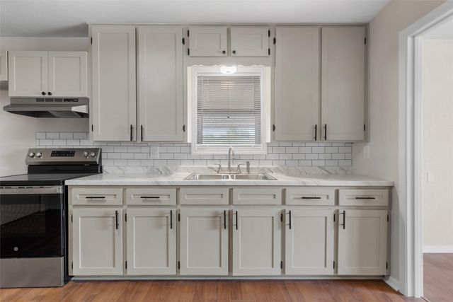 1144 FAULKNER Lane, Waco, TX 76704