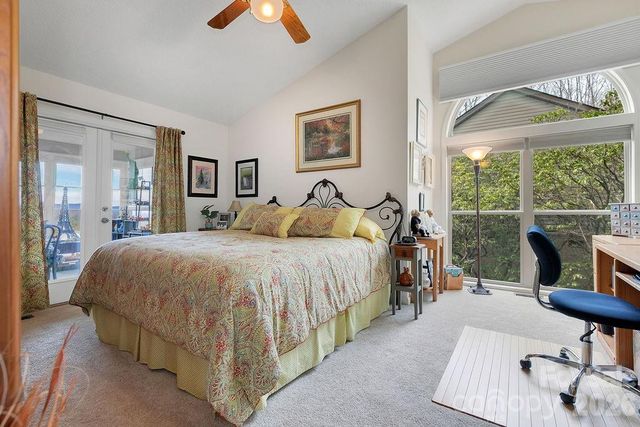 552 Kanasgowa Drive, Brevard, NC 28712