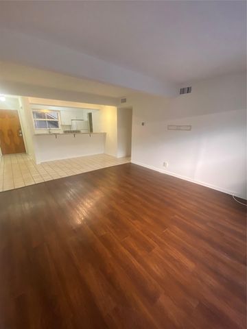 2208 Enfield RD 10500, Austin, TX 78703