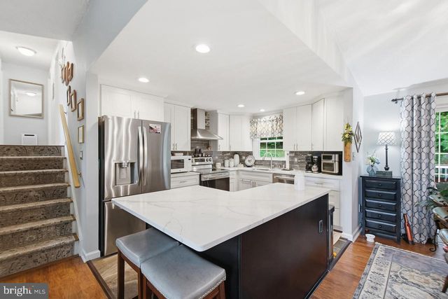 14424 COTTON LN, Woodbridge, VA 22193