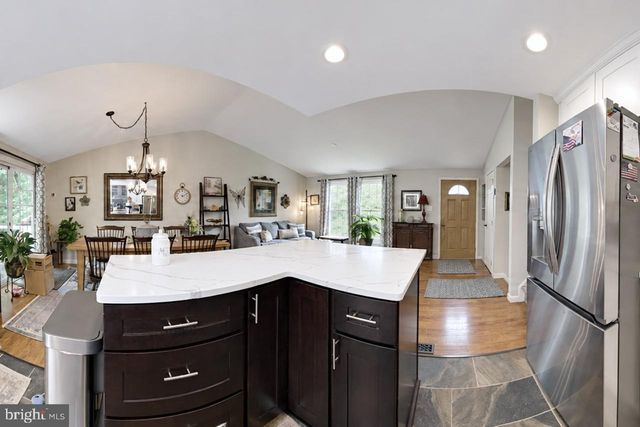 14424 COTTON LN, Woodbridge, VA 22193