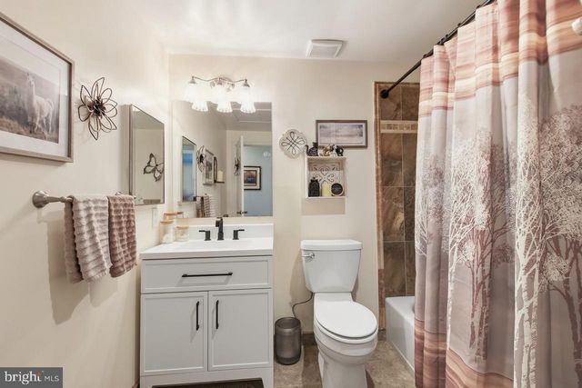 14424 COTTON LN, Woodbridge, VA 22193