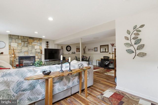 14424 COTTON LN, Woodbridge, VA 22193