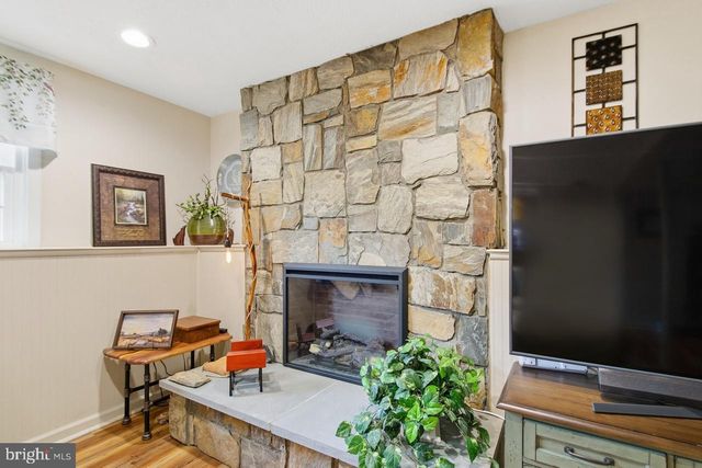 14424 COTTON LN, Woodbridge, VA 22193