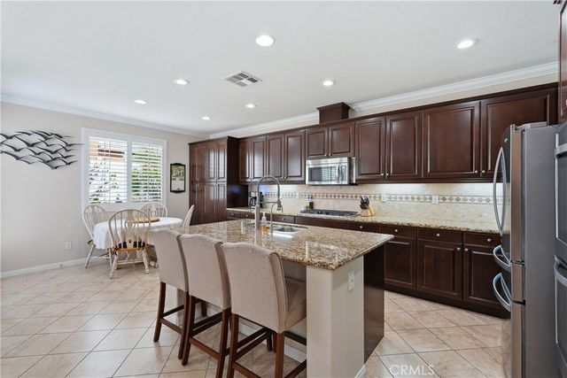 8042 Englesma, Chino, CA 91708