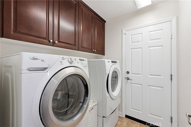 8042 Englesma, Chino, CA 91708