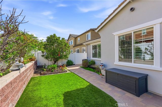 8042 Englesma, Chino, CA 91708