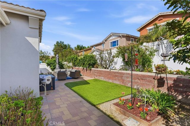 8042 Englesma, Chino, CA 91708