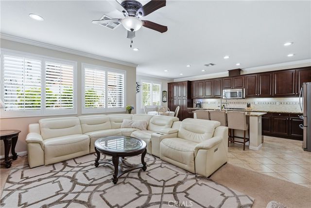 8042 Englesma, Chino, CA 91708