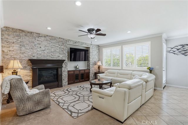 8042 Englesma, Chino, CA 91708