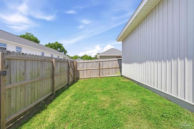 901 W Jackson St, Pensacola, FL 32501