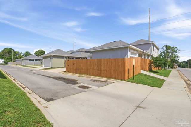 901 W Jackson St, Pensacola, FL 32501