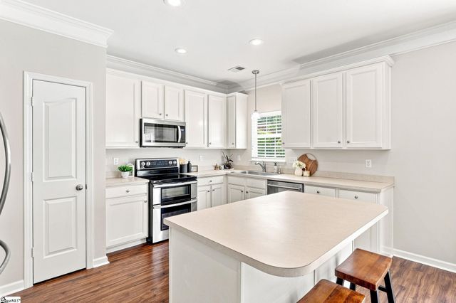5 Fundy Court, Simpsonville, SC 29681