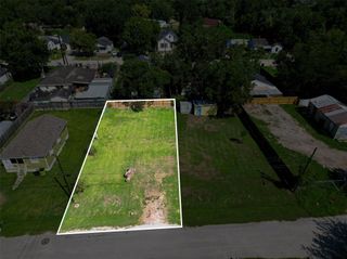 604 Maiden, Richmond, TX 77469
