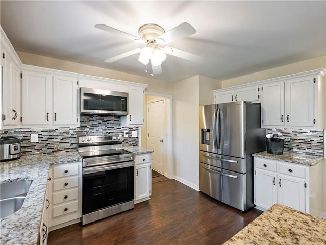 2055 Castle Royale Drive, Lawrenceville, GA 30043