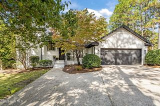 5 Pin Oak Court, Pinehurst, NC 28374