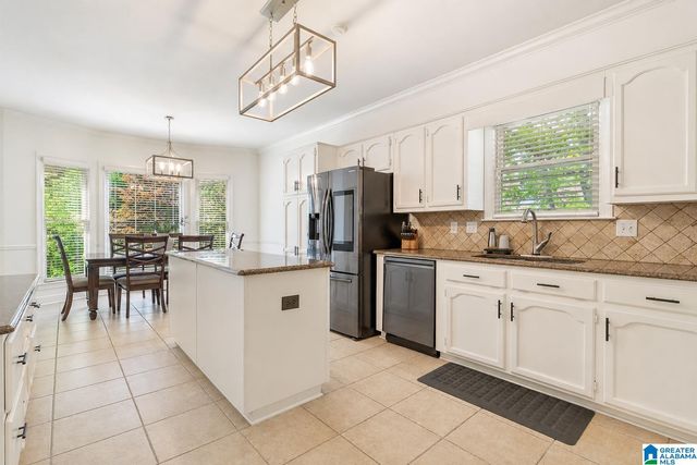 1665 WINGFIELD DRIVE, Birmingham, AL 35242
