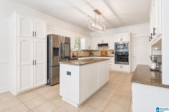 1665 WINGFIELD DRIVE, Birmingham, AL 35242