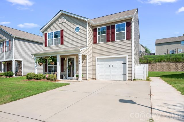 1554 Lilly Springs Place, Dallas, NC 28034