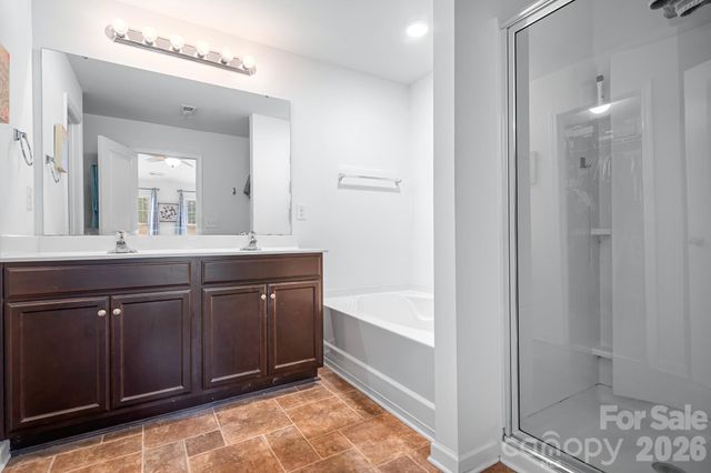 1554 Lilly Springs Place, Dallas, NC 28034