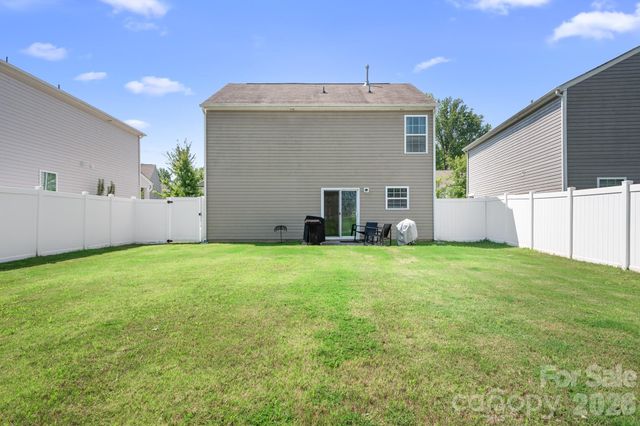 1554 Lilly Springs Place, Dallas, NC 28034
