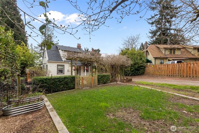 7030 Beverly Boulevard, Everett, WA 98203