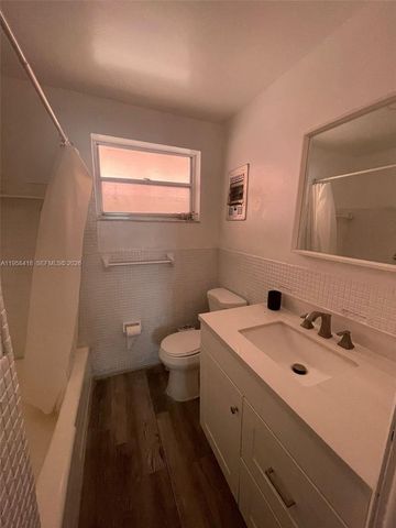 215 SE 3rd Ave 103C, Hallandale Beach, FL 33009