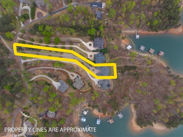 9005 Hayes Drive, Gainesville, GA 30506