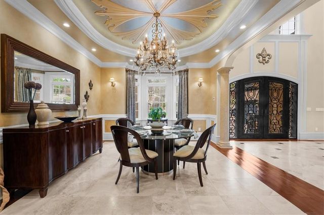 9005 Hayes Drive, Gainesville, GA 30506