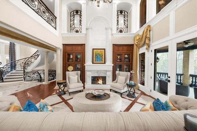 9005 Hayes Drive, Gainesville, GA 30506