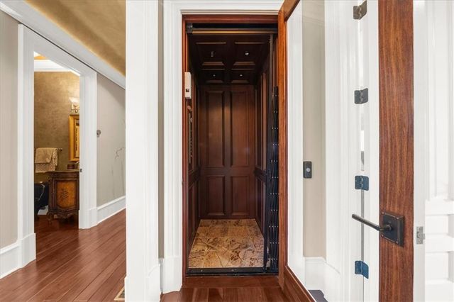 9005 Hayes Drive, Gainesville, GA 30506