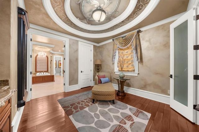 9005 Hayes Drive, Gainesville, GA 30506