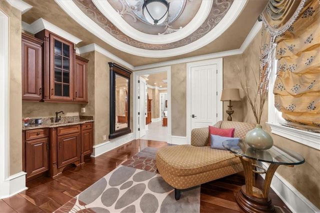 9005 Hayes Drive, Gainesville, GA 30506