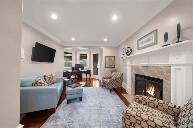 9005 Hayes Drive, Gainesville, GA 30506