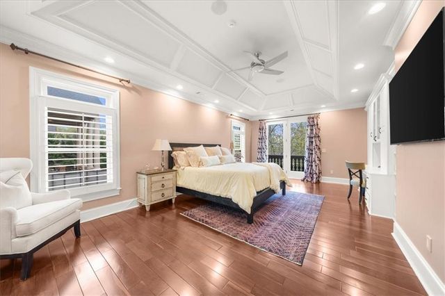 9005 Hayes Drive, Gainesville, GA 30506