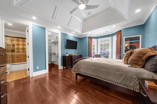 9005 Hayes Drive, Gainesville, GA 30506