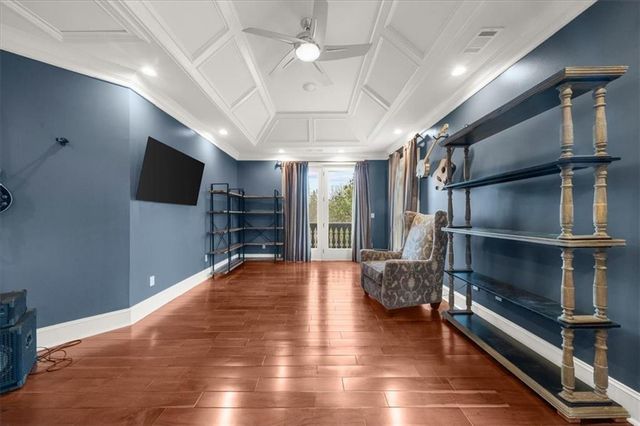 9005 Hayes Drive, Gainesville, GA 30506