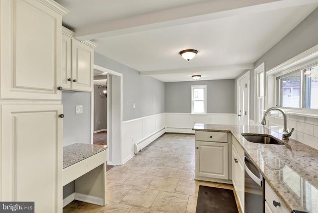 2310 LINCOLN AVE, Reading, PA 19609