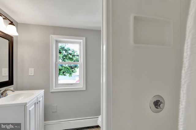 2310 LINCOLN AVE, Reading, PA 19609