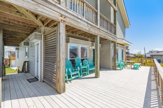 13037 John Reynolds Road, Galveston, TX 77554
