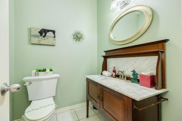 13037 John Reynolds Road, Galveston, TX 77554